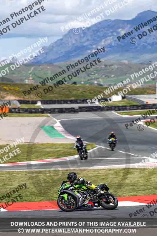 cadwell no limits trackday;cadwell park;cadwell park photographs;cadwell trackday photographs;enduro digital images;event digital images;eventdigitalimages;navarra;no limits trackdays;peter wileman photography;racing digital images;trackday digital images;trackday photos